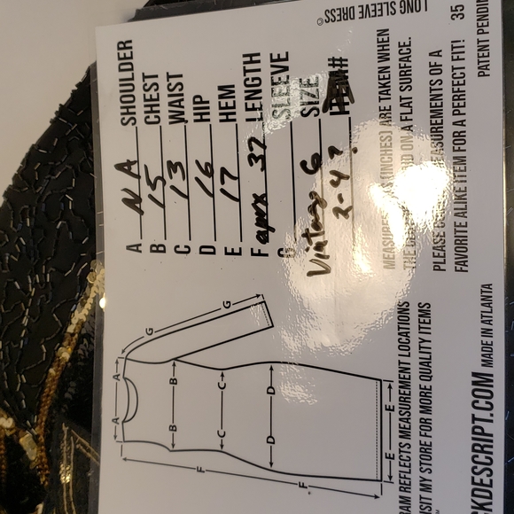 Vintage SZ6  black beaded silk with gold  Sequent leaves.    E98 - Picture 11 of 12